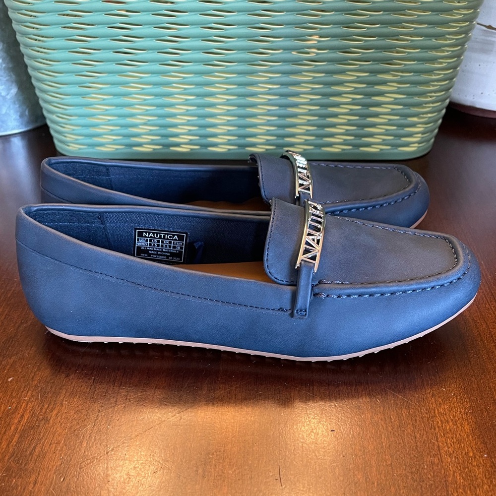 NWOT Nautica Hartley Blue Faux Leather Loafers Shoes Slip On, Navy - SZ 7.5 - Picture 4 of 7